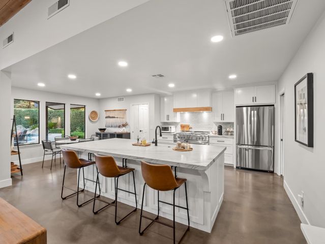 3761 W Alluvial Avenue, Fresno, CA 93711