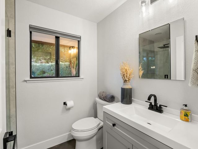 3761 W Alluvial Avenue, Fresno, CA 93711