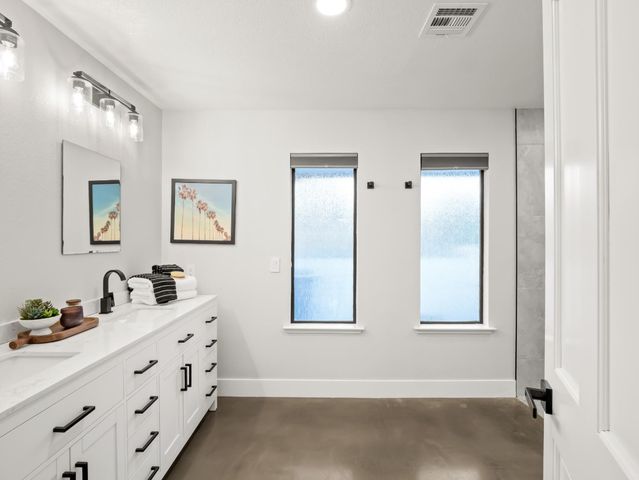 3761 W Alluvial Avenue, Fresno, CA 93711