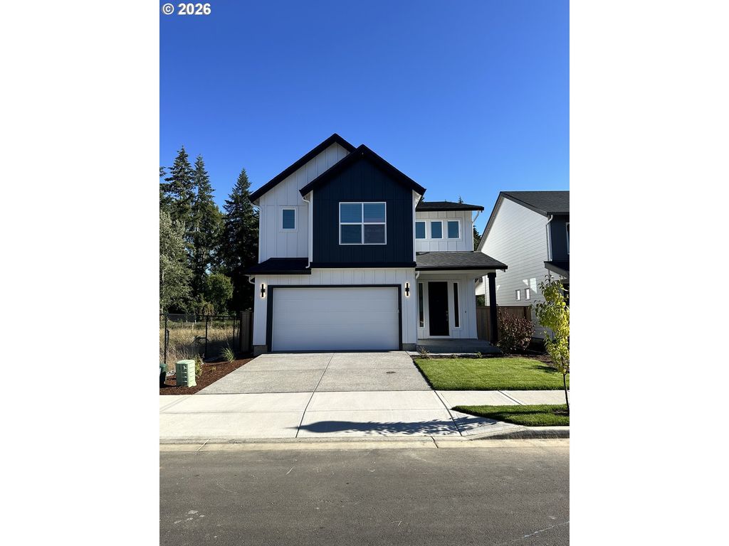 1304 W 11th St, La Center, WA 98629