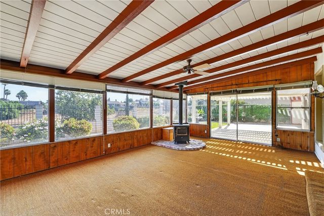 2021 Pine Crest, Corona, CA 92882