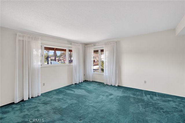 2021 Pine Crest, Corona, CA 92882