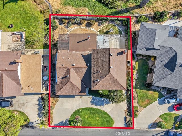 2021 Pine Crest, Corona, CA 92882