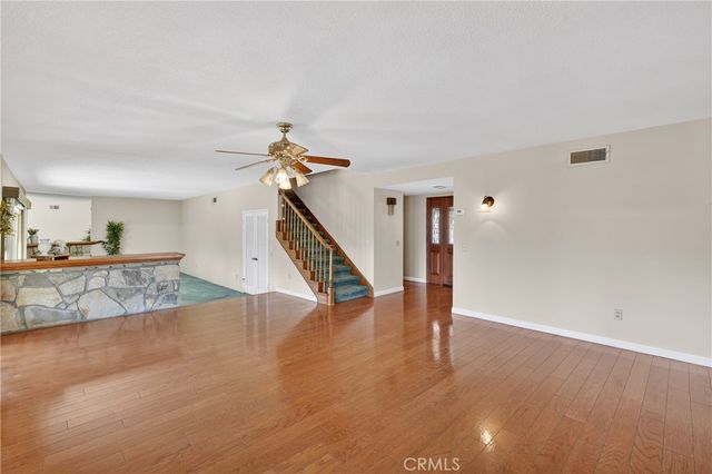 2021 Pine Crest, Corona, CA 92882