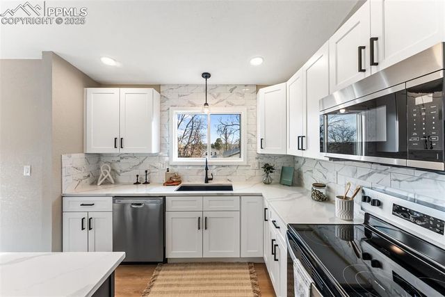 3585 Rocky Knoll Drive, Colorado Springs, CO 80920