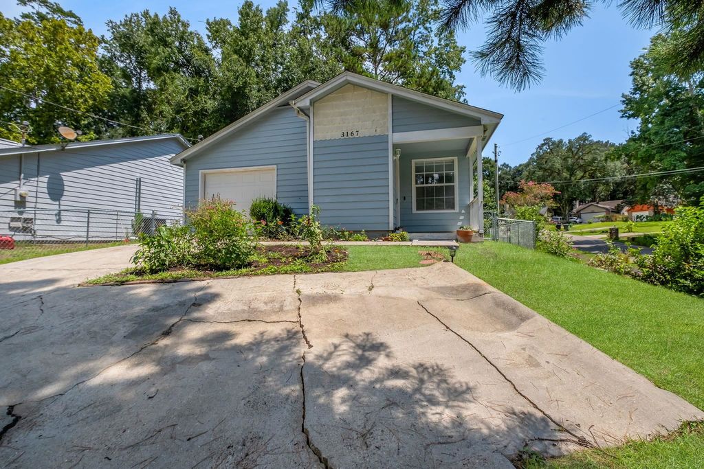 3167 Huntington Woods Boulevard, Tallahassee, FL 32303