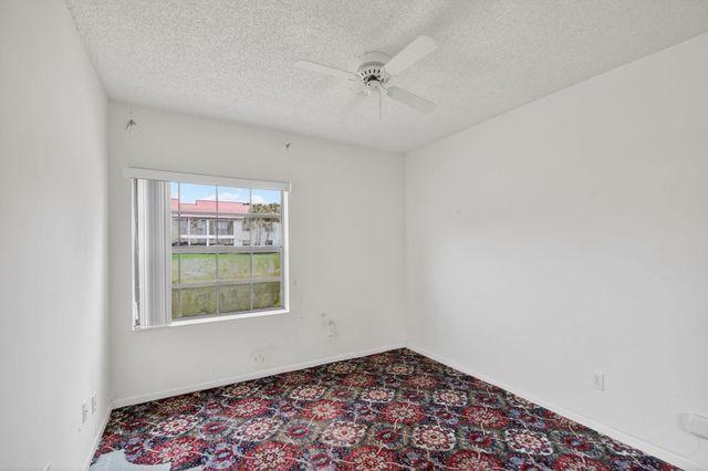 5395 Firenze Drive B, Boynton Beach, FL 33437