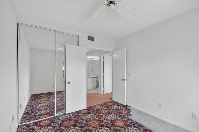 5395 Firenze Drive B, Boynton Beach, FL 33437