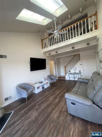 333 Liberty 15, Little Ferry, NJ 07643