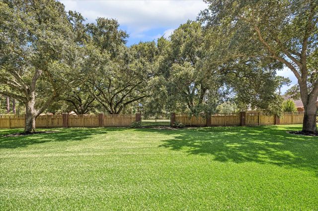 6211 S Woods Lane, Katy, TX 77494