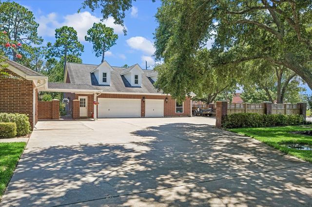 6211 S Woods Lane, Katy, TX 77494