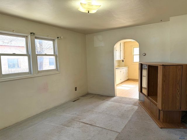 1917 WASHINGTON AV, Hot Springs, SD 57747