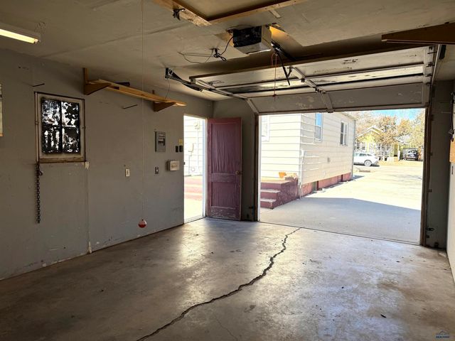 1917 WASHINGTON AV, Hot Springs, SD 57747