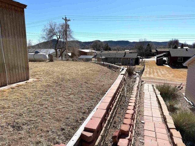1917 WASHINGTON AV, Hot Springs, SD 57747