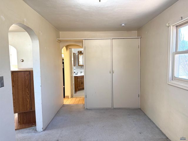 1917 WASHINGTON AV, Hot Springs, SD 57747