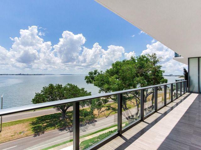 3101 W BAYSHORE BOULEVARD 402, Tampa, FL 33629