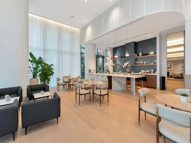 3101 W BAYSHORE BOULEVARD 402, Tampa, FL 33629