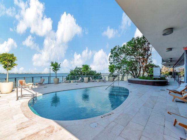 3101 W BAYSHORE BOULEVARD 402, Tampa, FL 33629