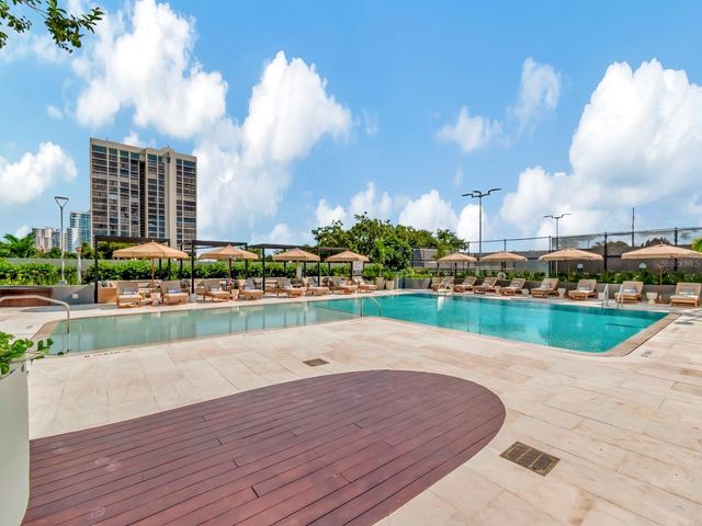 3101 W BAYSHORE BOULEVARD 402, Tampa, FL 33629