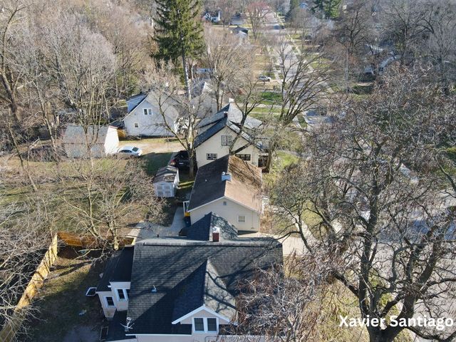 1128 Emerald Avenue, Grand Rapids, MI 49503