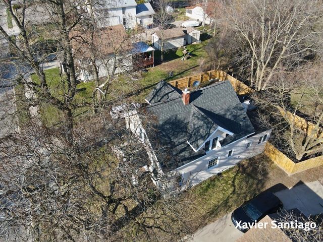 1128 Emerald Avenue, Grand Rapids, MI 49503