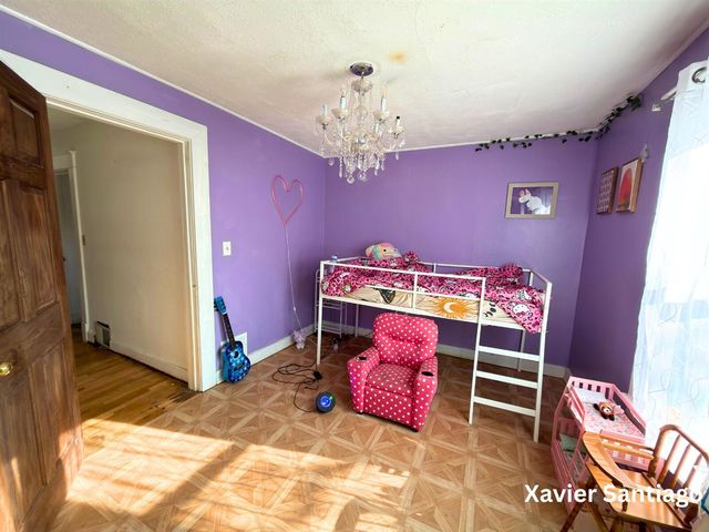 1128 Emerald Avenue, Grand Rapids, MI 49503