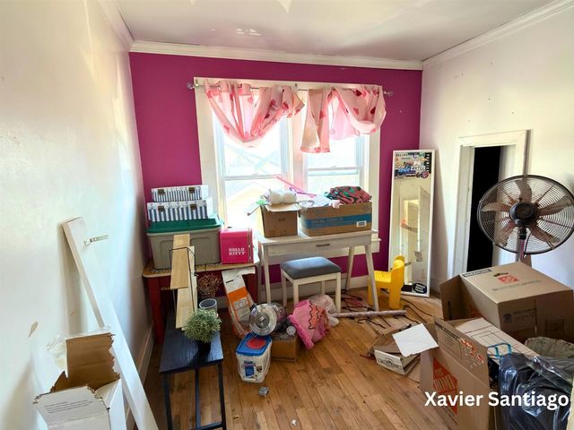 1128 Emerald Avenue, Grand Rapids, MI 49503