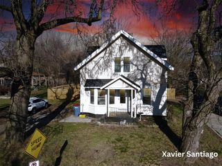 1128 Emerald Avenue, Grand Rapids, MI 49503