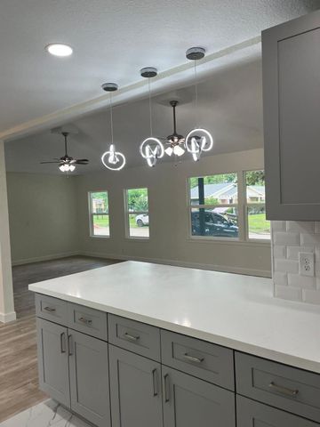 1310 Canterview Drive, Houston, TX 77047