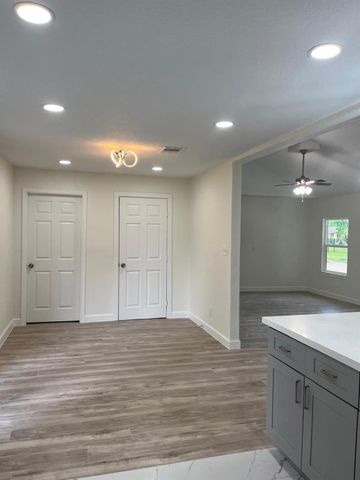 1310 Canterview Drive, Houston, TX 77047