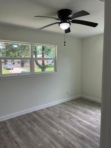 1310 Canterview Drive, Houston, TX 77047