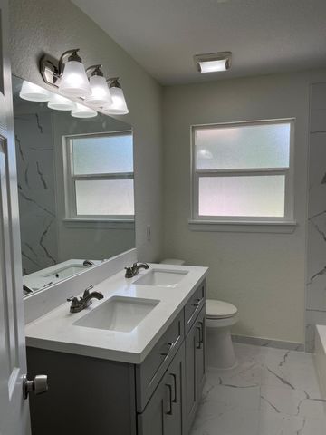 1310 Canterview Drive, Houston, TX 77047