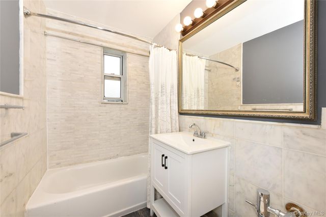 111-05 66th Avenue 2A, Forest Hills, NY 11375