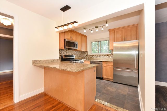 111-05 66th Avenue 2A, Forest Hills, NY 11375