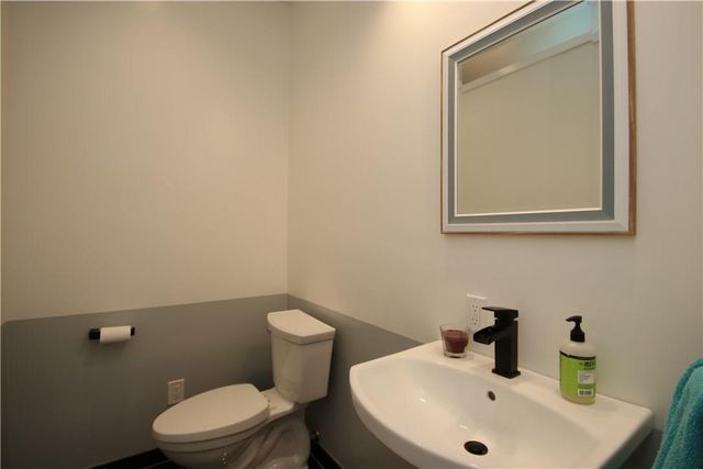 4905 Smokey VLY A, Austin, TX 78731