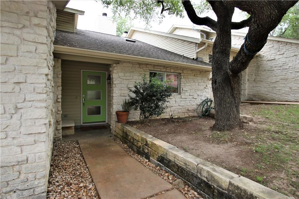 4905 Smokey VLY A, Austin, TX 78731