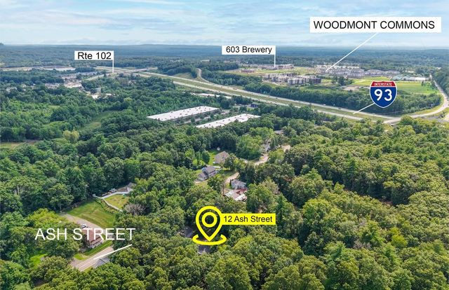 12 Ash Street, Londonderry, NH 03053