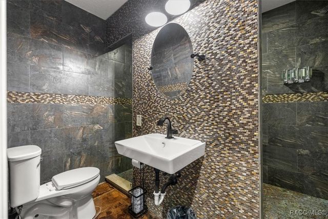 4860 W Angus Drive, Beverly Hills, FL 34465