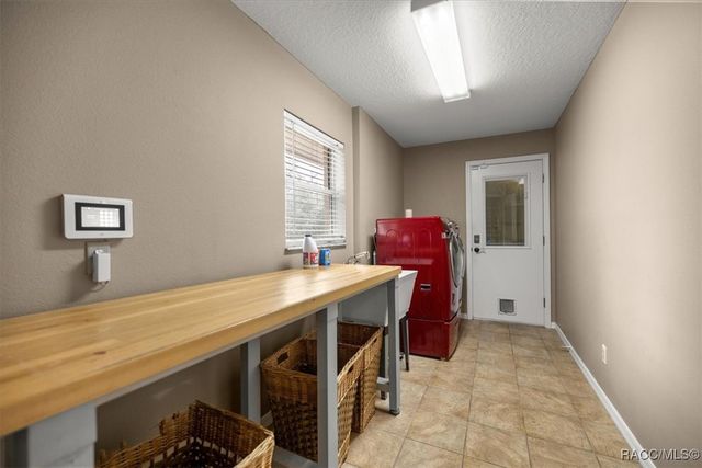 4860 W Angus Drive, Beverly Hills, FL 34465