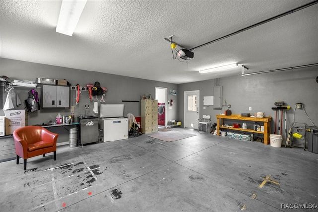 4860 W Angus Drive, Beverly Hills, FL 34465