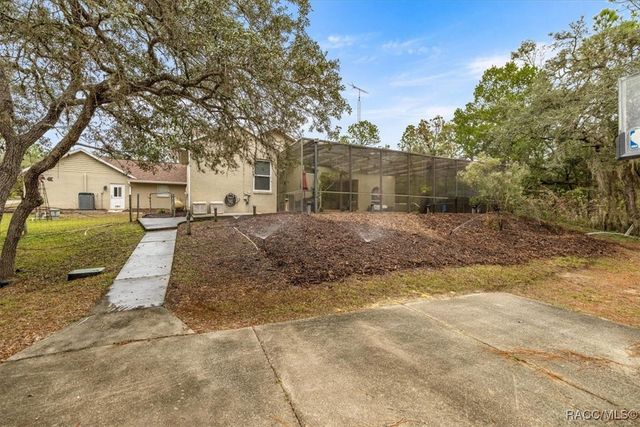 4860 W Angus Drive, Beverly Hills, FL 34465