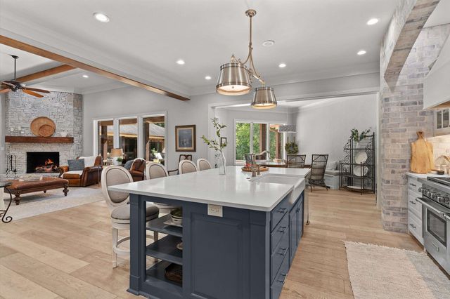 326 Cottonwood Spur, Carthage, TX 75633