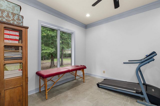 326 Cottonwood Spur, Carthage, TX 75633