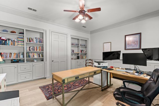 326 Cottonwood Spur, Carthage, TX 75633