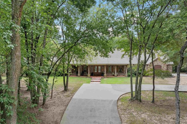 326 Cottonwood Spur, Carthage, TX 75633