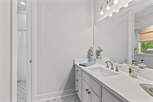 326 Cottonwood Spur, Carthage, TX 75633