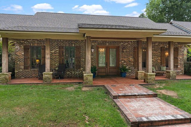 326 Cottonwood Spur, Carthage, TX 75633