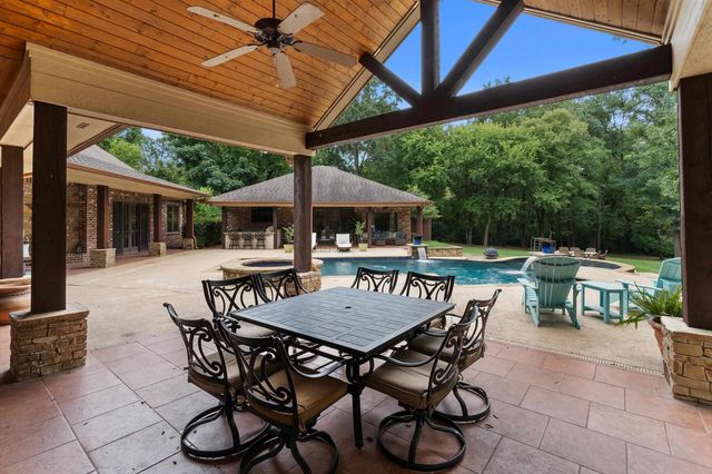 326 Cottonwood Spur, Carthage, TX 75633