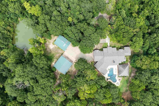 326 Cottonwood Spur, Carthage, TX 75633