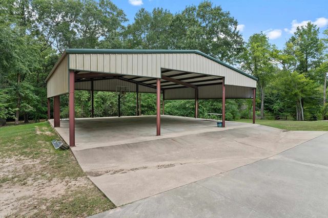 326 Cottonwood Spur, Carthage, TX 75633